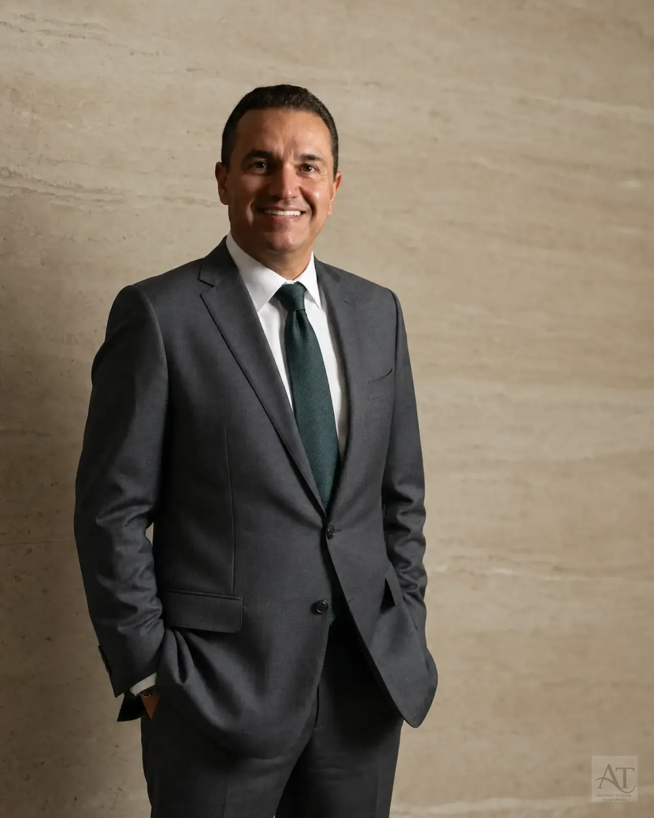 Dr. Antônio Teixeira, plastic surgeon, in a professional portrait